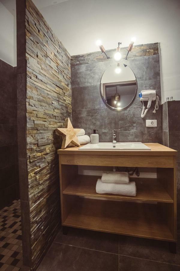 Timhouse Hotel Тимишоара Екстериор снимка